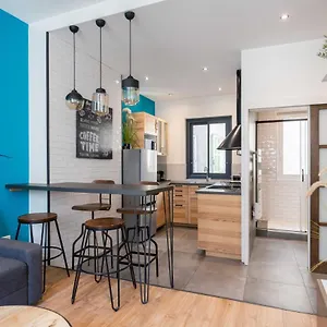 T2 ** Vieux Port ** Lumineux Apartment